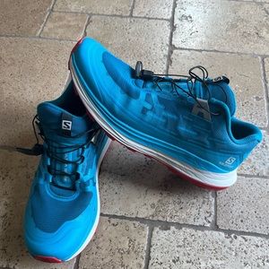 Salomon Ultra Glide - Mens 10.5 - Trail Runners